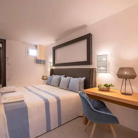 Villa Mannus - Splendida Vista Mare Con Piscina Villasimius